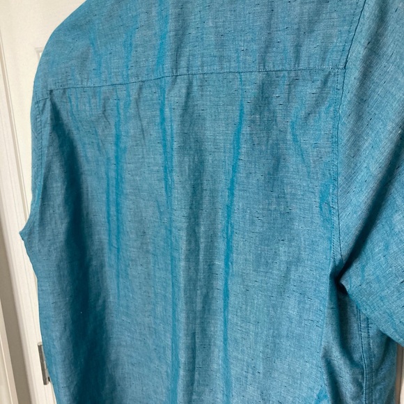 Teal London Fog button Down. - Picture 4 of 4